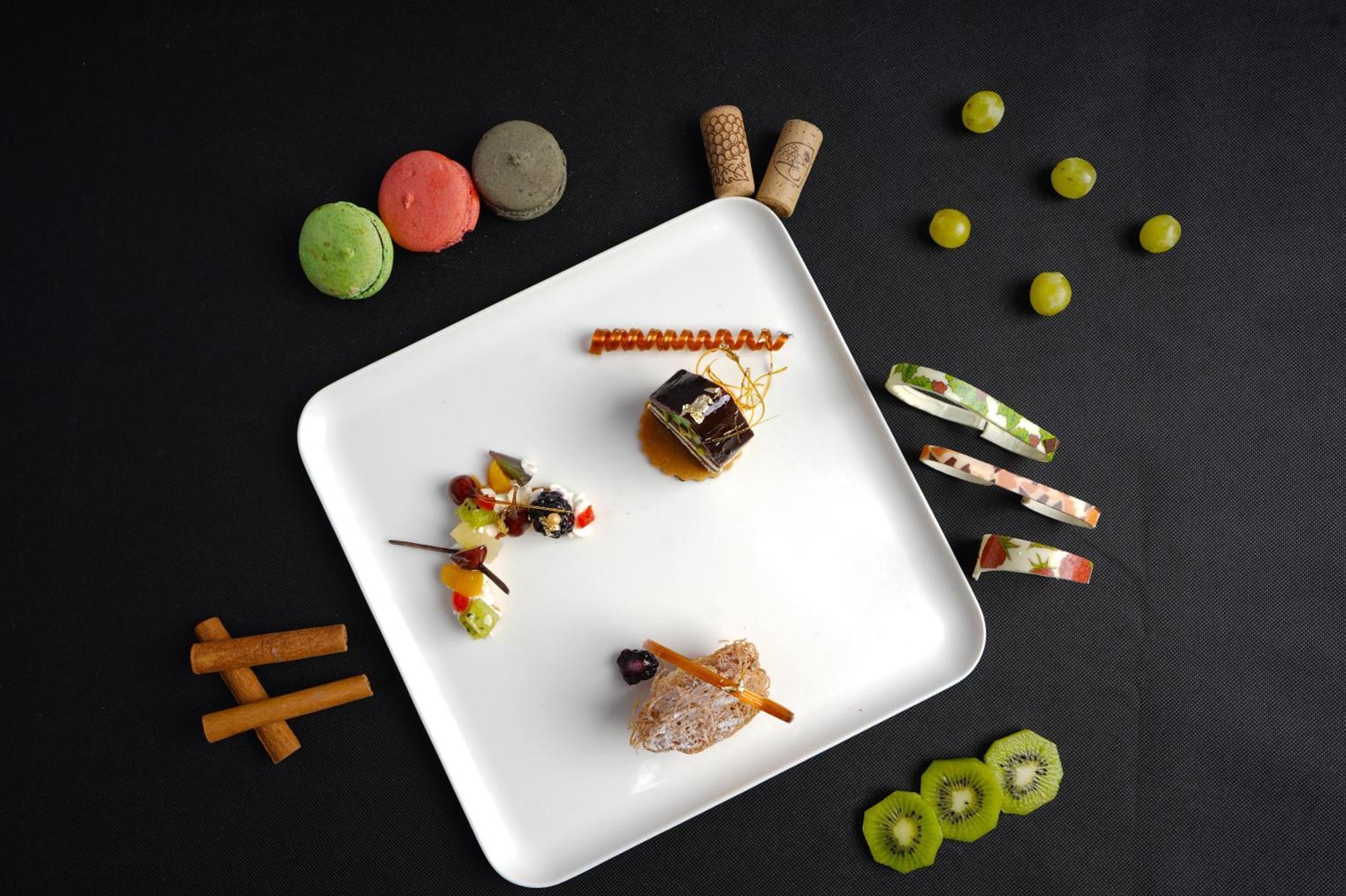 Sataya Resort Marsa Alam Esterno foto A selection of petits fours